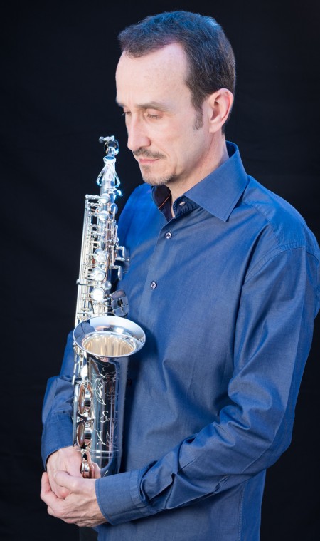 Michel Supéra avec son nouveau saxophone Buffet Crampon