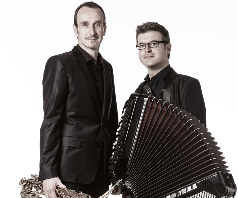 Duo Supéra-Comère aux Pianos-Folies